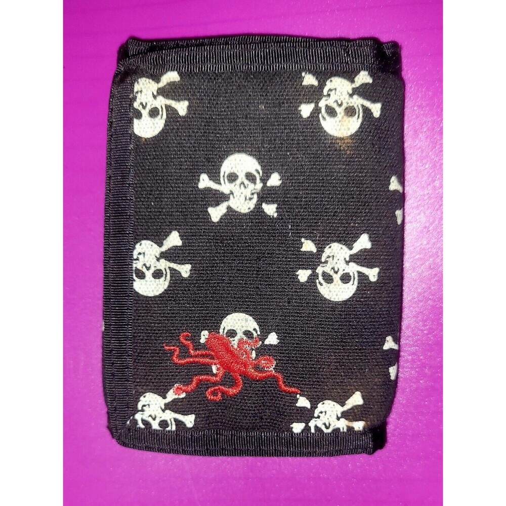 Black Tri Fold Wallet White Skulls With Ring CHAIN NOT INCLUDED - Velcro Cool